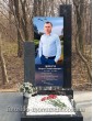 Памятник для сына из гранита и стекла