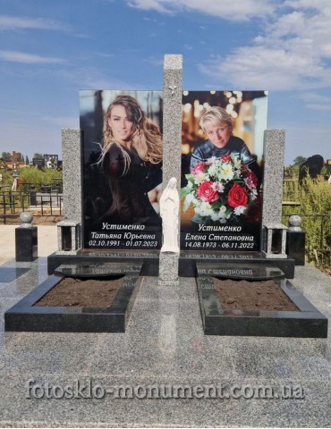 Подвійний пам'ятник із чорного та сірого граніту з фотосклом