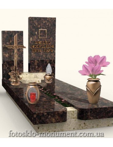 Пам'ятник з мармуру Італія 8