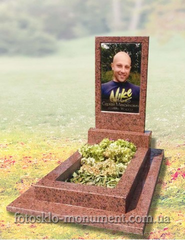 Класичний пам'ятник з фото на склі