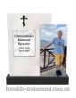 Современный памятник из гранита с фотостеклом