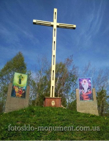 Ритуальна архітектура - ікони у слклі