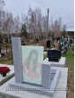 Памятник для девушки с фото под стеклом